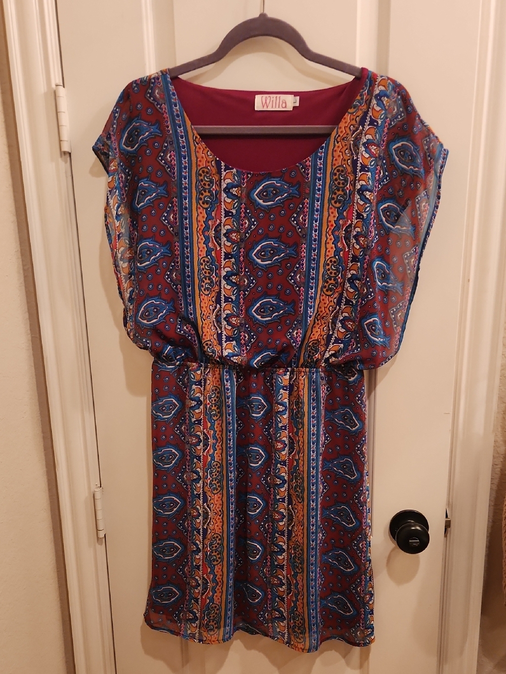 Willa Women's Burgundy Paisley Short Dress
